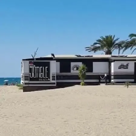 Avec Piscine Proche Ile Des Loisirs * Agde