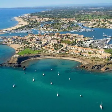 Avec Piscine Proche Ile Des Loisirs